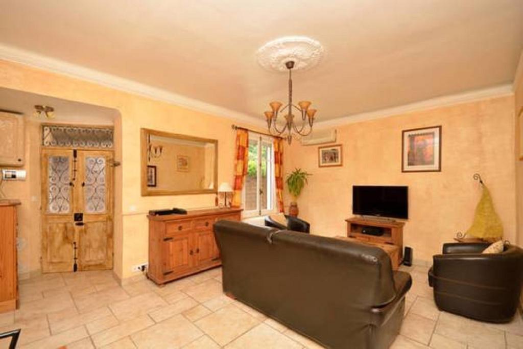Cosy Antibes Villa 部屋 写真